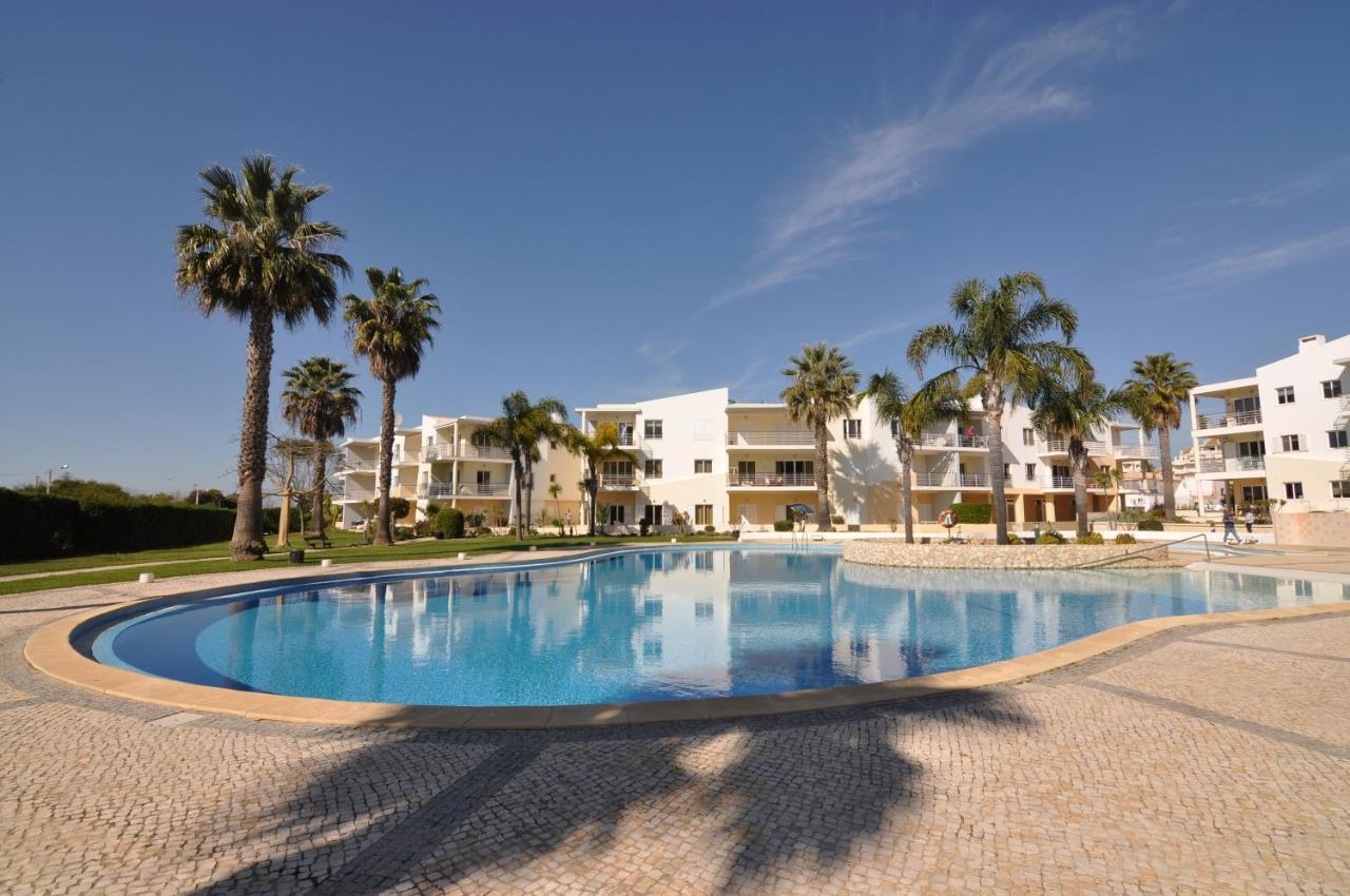 Sea And Pool At Vila Da Praia アルヴォル エクステリア 写真