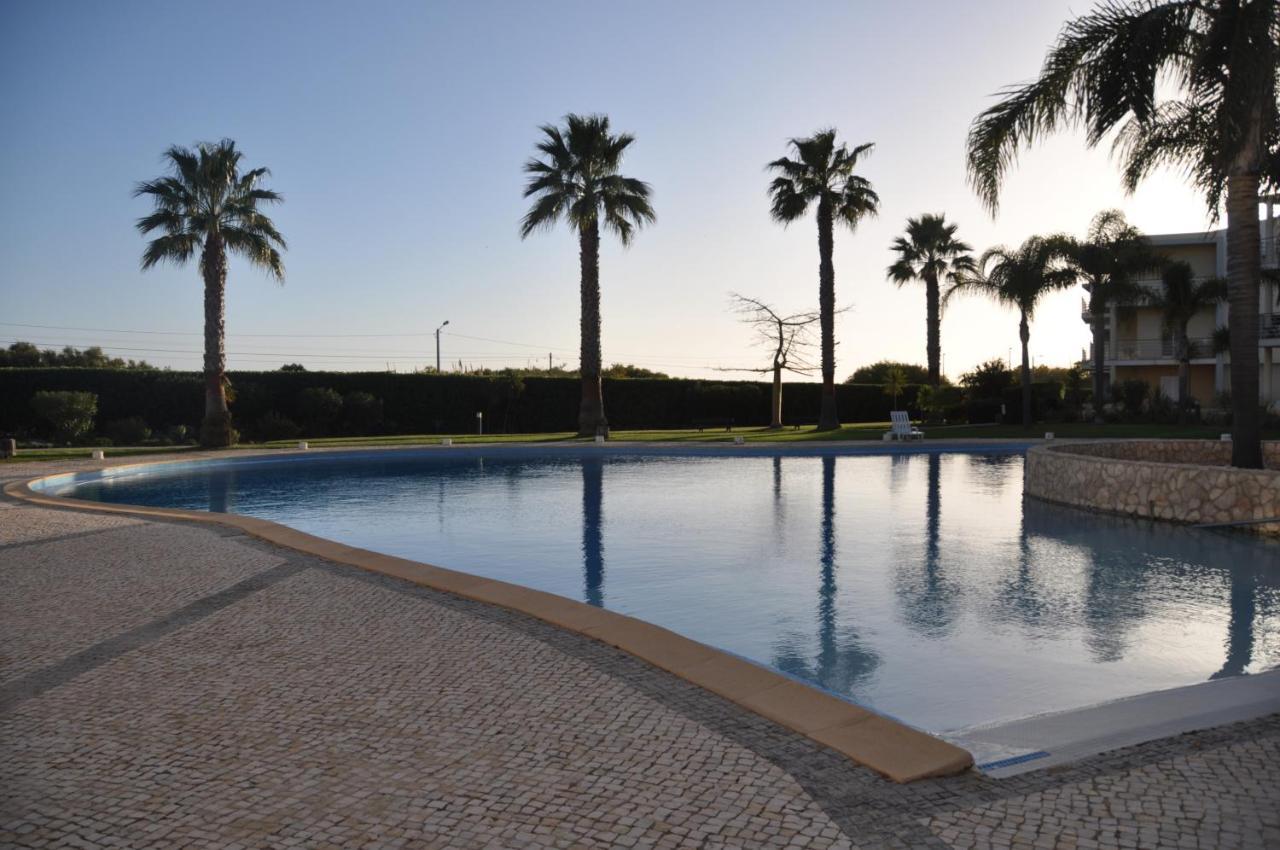 Sea And Pool At Vila Da Praia アルヴォル エクステリア 写真