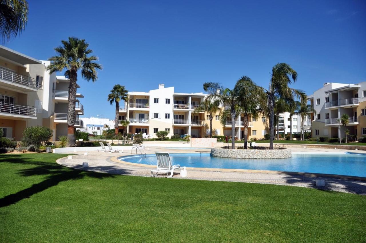 Sea And Pool At Vila Da Praia アルヴォル エクステリア 写真