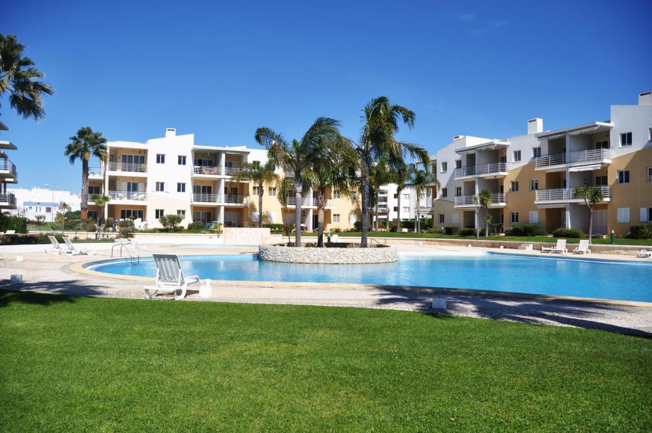 Sea And Pool At Vila Da Praia アルヴォル エクステリア 写真